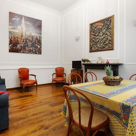 Luxury & Liberty Duomo Apartment Milano Eksteriør billede
