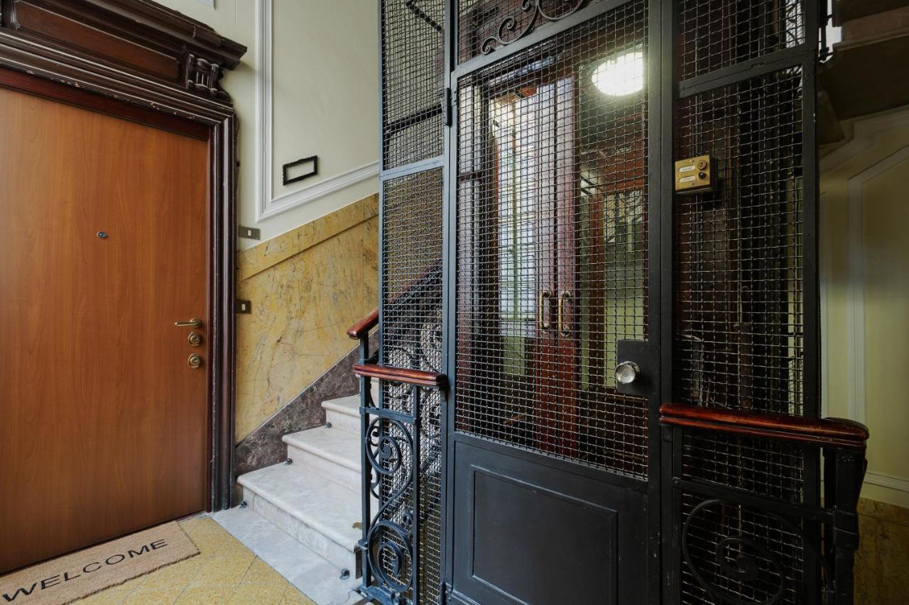 Luxury & Liberty Duomo Apartment Milano Eksteriør billede